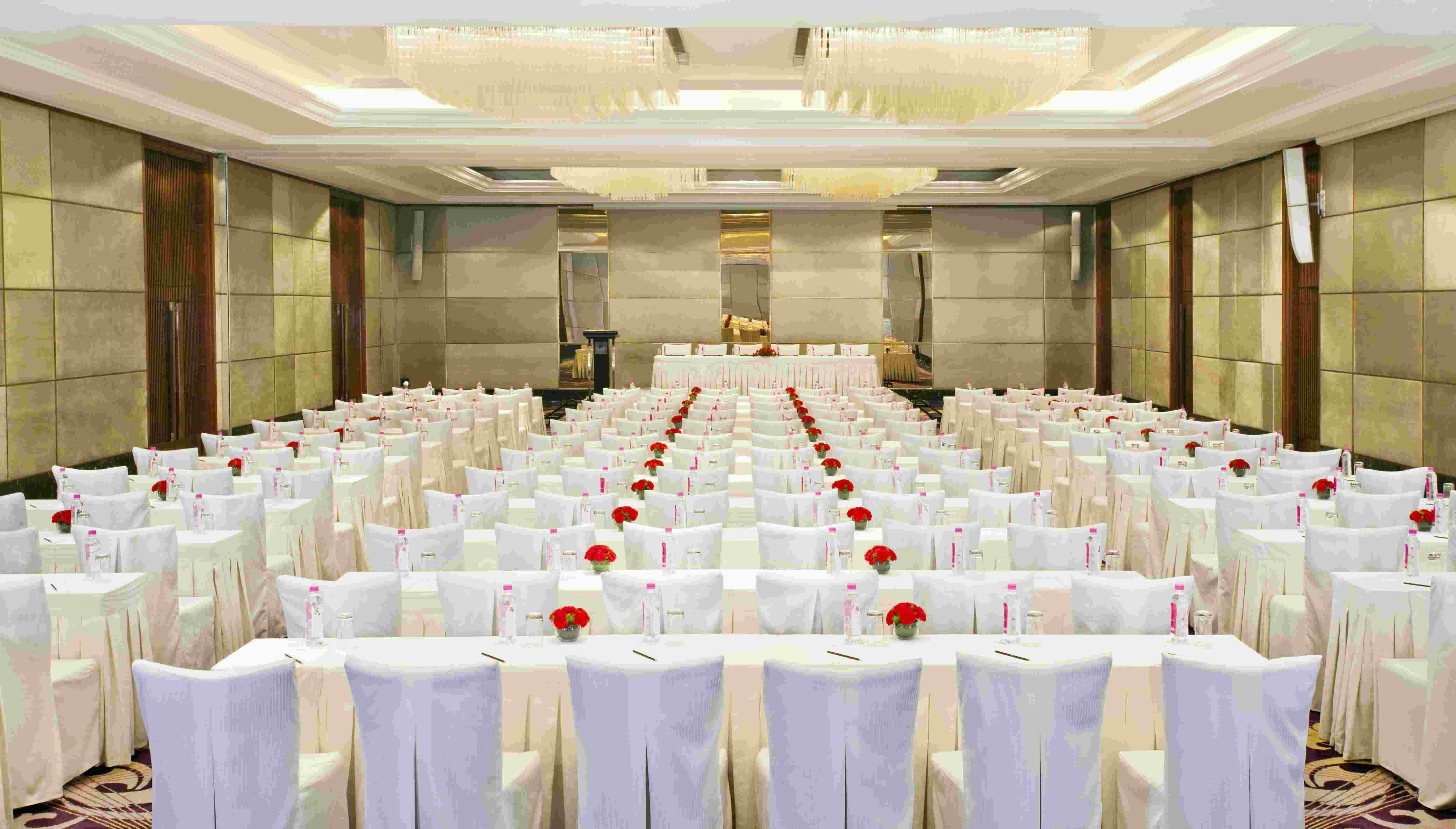 ฮอลิเดย์ อินน์ นิวเดลี มยูรวิหาร นอยดา ภายนอก รูปภาพ The Grand Ballroom